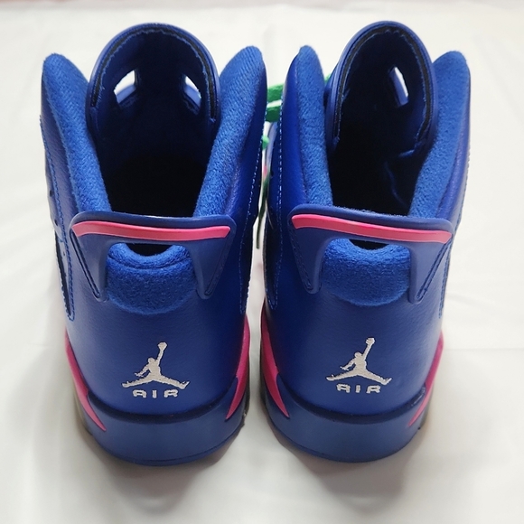 Jordan Retro 6 Sneakers - Picture 7 of 8